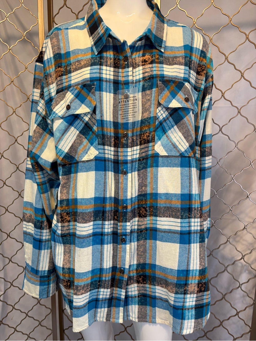 NWT Womenβs Blue Plaid Button-Up Flannel Shirt with Distressed Finish size 3X